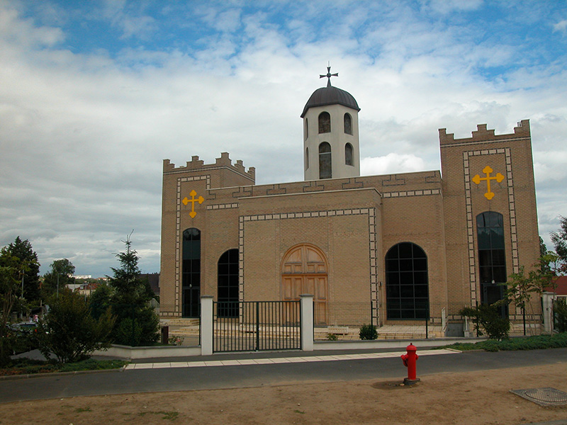 Église Chaldéenne à Sarcelles, réalisée en 2004 (environ 680m²)